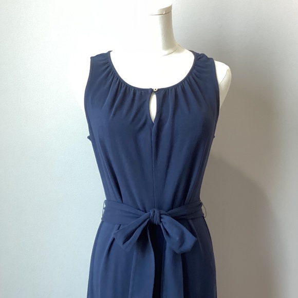 Lands End Jersey Sleeveless Keyhole Belted Dress - MP - Picture 2 of 5